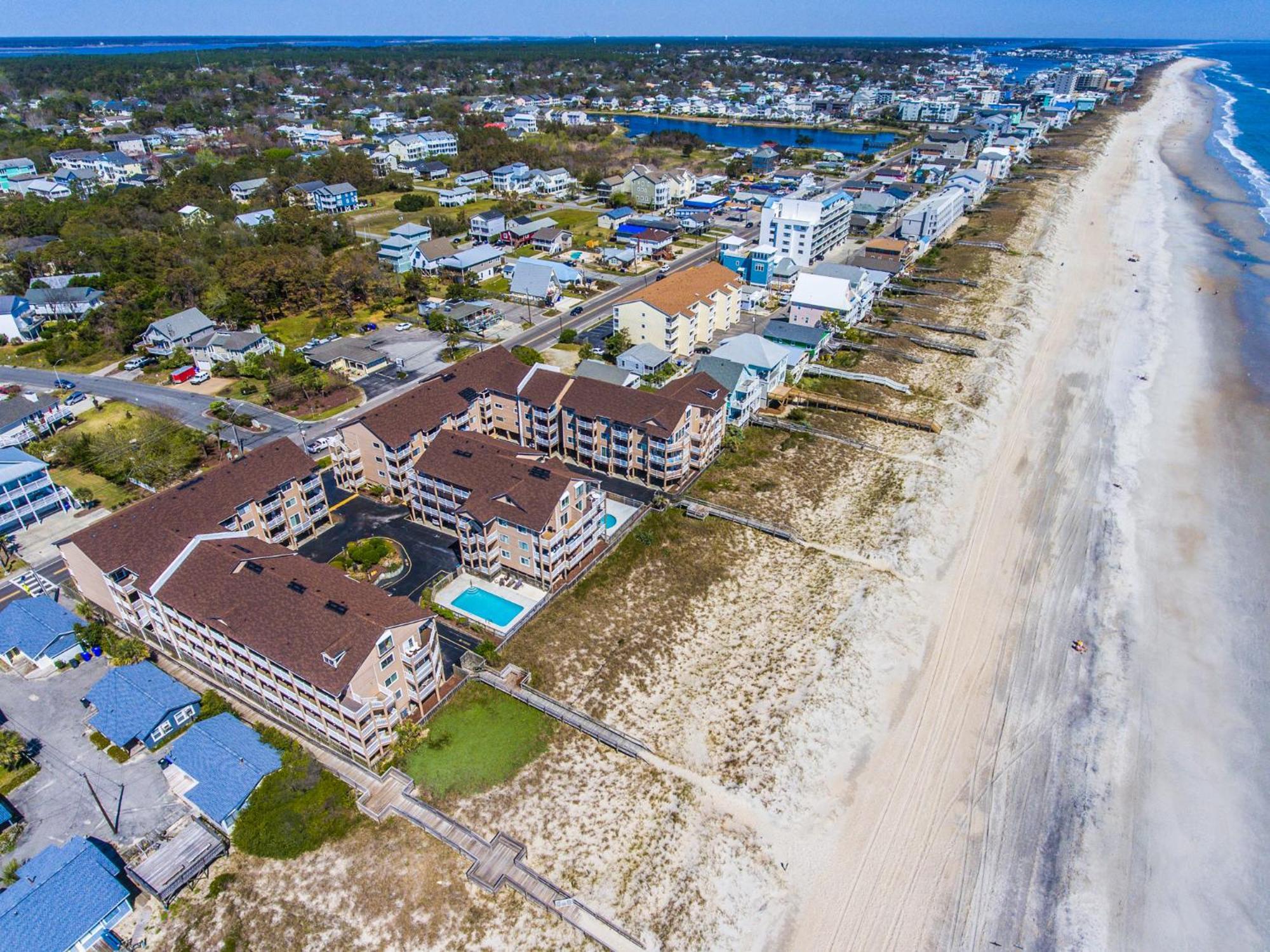 Sand Pebbles #B9 - Corbans Castle Apartamento Carolina Beach Exterior foto